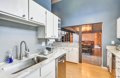 Evergreen Meadows Cottage | 5 Mi to Dtwn Evergreen: Mtn-view Escape