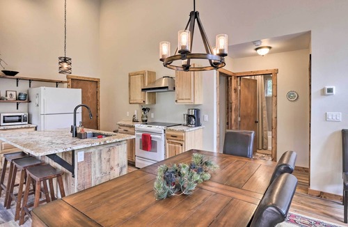 Sunny Slope House | 5 Mi to Ski Resort: Mtn-View Breck Home w/Hot Tub
