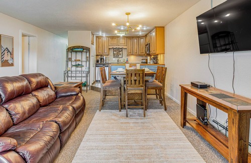 Fraser Condo | 5 Mi to Winter Park Resort: Unit w/Pool & Hot Tub