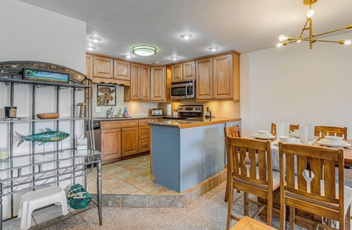 Fraser Condo | 5 Mi to Winter Park Resort: Unit w/Pool & Hot Tub