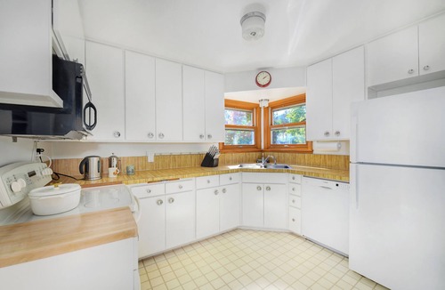 Newlands House | 5 min drive to CU/Pearl St - Best Neighborhood in Boulder