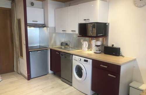 Brides-les-Bains Apartment | 5 minutes from the Méribel lifts, 3-bed studio in the center of Brides