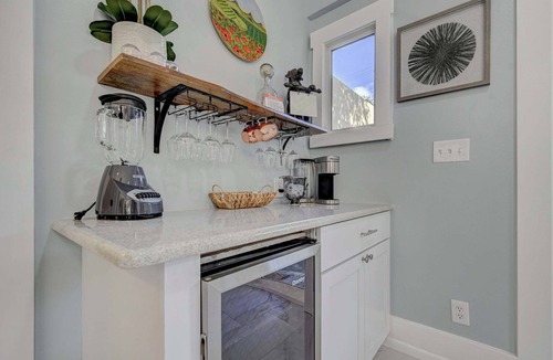 Colorado Springs House | 6 BR Near Garden of the Gods Old Colorado City