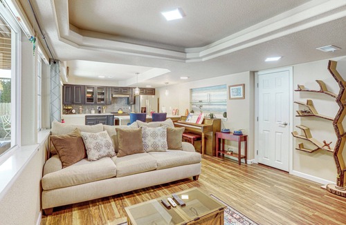 Aurora Apartment | 6 Mi to Aurora Reservoir: Apt w/Patio!