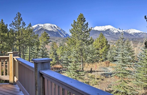Ptarmigan Mountain Cabin | 6 Mi to Keystone Ski! Mtn-View Cabin w/Game Room