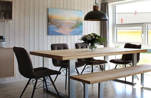 Lensterstrand House | 6 person holiday home in GROEMITZ