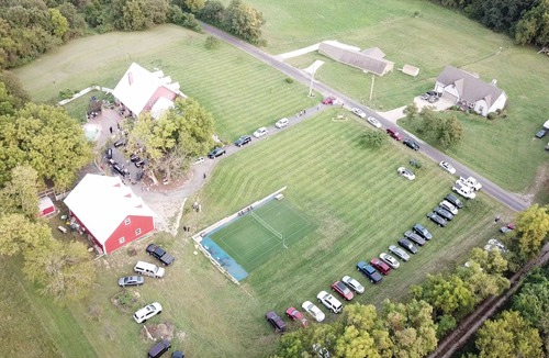 Edwardsville House | 6-Star Country Living: Legends, Speedway, American Royal, Cabelas, 15 Dwntwn KC