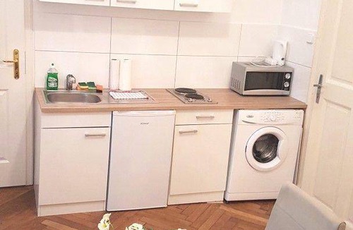 Innere Stadt Apartment | 65 m² Apartment ∙ 2 bedrooms ∙ 5 guests