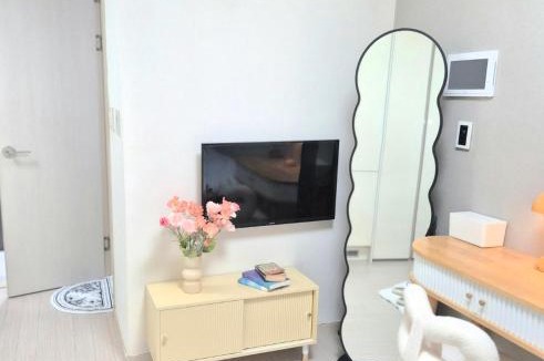Seocho-dong Apartment | #6906 dorm bed in a triple station area in 강남 신논현역
