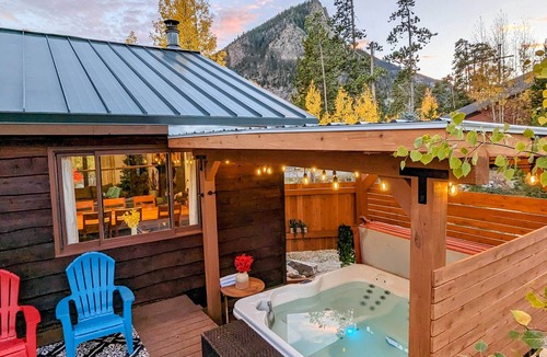 Frisco House | 7 Mi to Skiing! Mtn-View Hot Tub Haven in Frisco