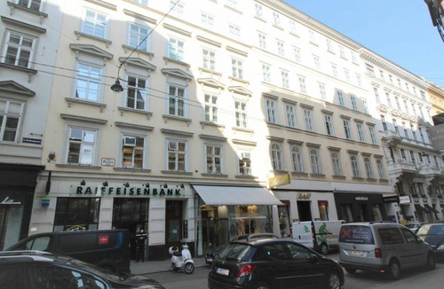 Innere Stadt Apartment | 70 m² Apartment ∙ 1 bedroom ∙ 4 guests