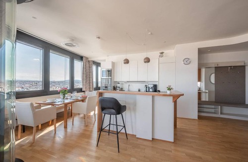 Josefstadt Apartment | 75 m² Apartment ∙ 1 bedroom ∙ 3 guests