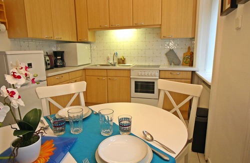 Favoriten Apartment | 78 m² Apartment ∙ 1 bedroom ∙ 6 guests