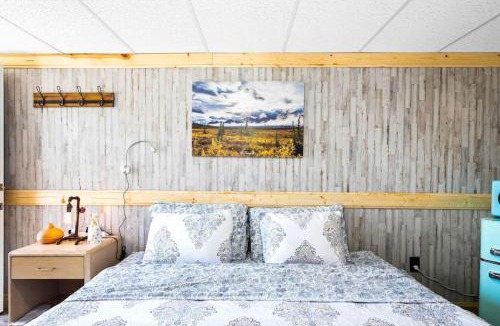 Leadville Apartment | 8 Private room in heart of Leadville dog friendly