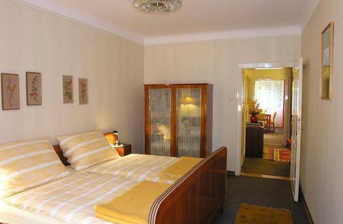 Hietzing Apartment | 80 m² Apartment ∙ 2 bedrooms ∙ 5 guests
