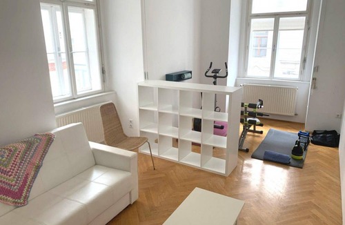 Innere Stadt Apartment | 80 m² Apartment ∙ 2 bedrooms ∙ 5 guests