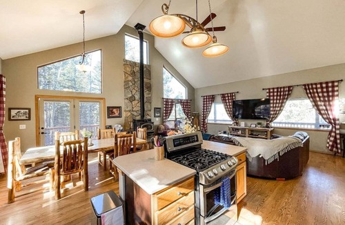 Woodland Park Ski Chalet | 85 Potlatch