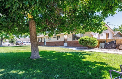 Loveland House | 8th St Retreat: Loveland Comfort