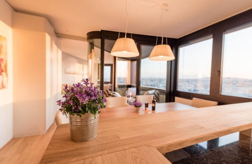 Josefstadt Apartment | 90 m² Apartment ∙ 2 bedrooms ∙ 5 guests