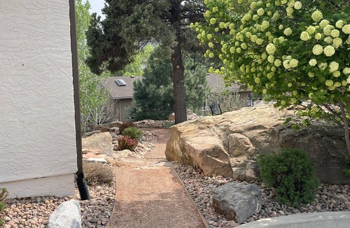 Mountain Shadows Apartment | A Pikes Peak Pleasure!