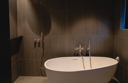 Jungmun Villa | A Private House with Greens and Natural Light of Jeju