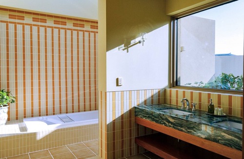 Hallim Cabin | A private seaside villa in Jeju , with a tennis court just for you.