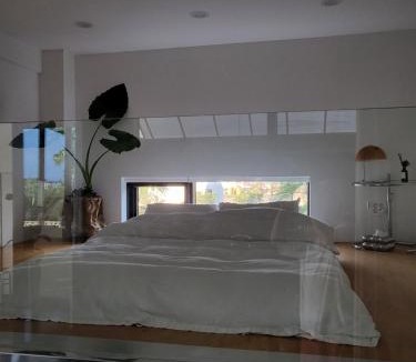 Aewol House | A private space in the western village of Jeju, where you can see the ocean of Aewol and Hallasan, pet-friendly