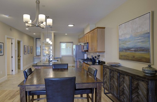 Sandpoint Condo | A Scenic Canvas, Lakefront - Seasons at Sandpoint
