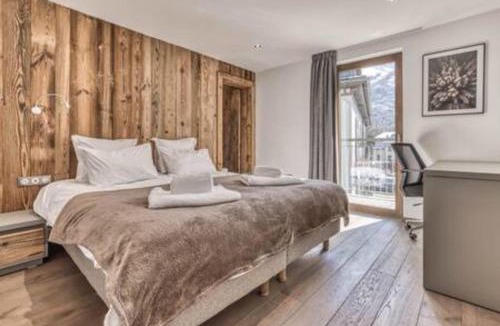 Argentiere Apartment | A stunning duplex flat near the Grands Montets