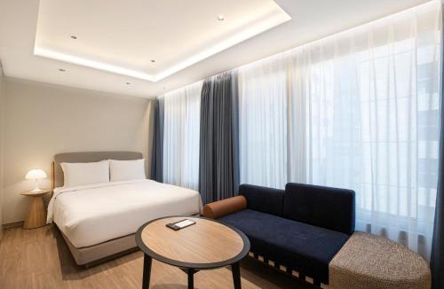 Yeoksam Apartment | AC PALACE Hotel&Residence Seoul Gangnam