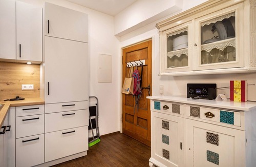 Christazhofen Apartment | Accessible Apartment "Butterei" with Private Terrace and Wi-Fi