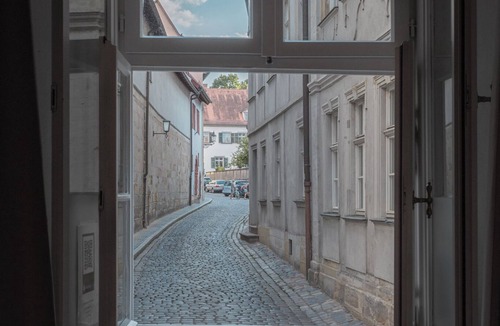 Old Town Apartment | ADAM & EVA ABSOLUTELY CENTRAL