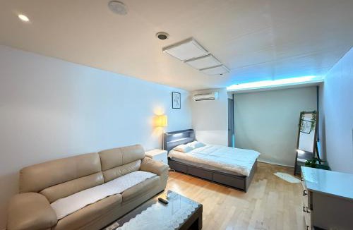 Seocho-dong Apartment | Adams Home Residence Gangnam Aurora Suite