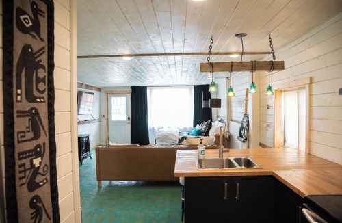 Pagosa Springs Apartment | Adorable Cabin in Historic Downtown Pagosa!