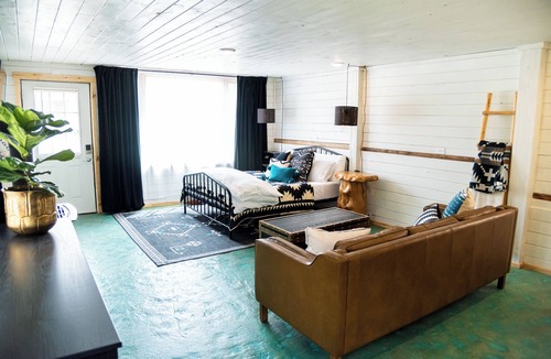 Pagosa Springs Apartment | Adorable Cabin in Historic Downtown Pagosa!