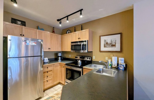River Run Condo | Adventure Base | Hot Tub, River Run Village