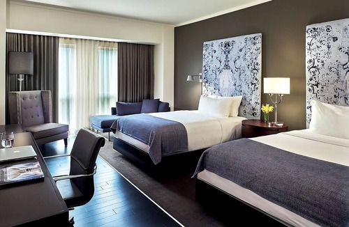 West Plaza Hotel | Aesthetic Views Within The Property! 4 Relaxing Units, Onsite Pool, Pets Allowed