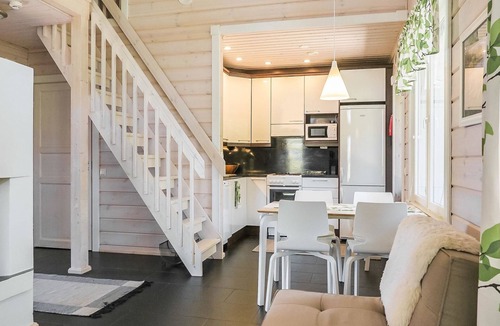 Syote House | Aihki pine cottage (aikaisemmin aihki b) by Interhome