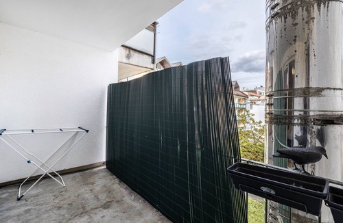 Ludwigsvorstadt-Kliniken Apartment | Aldars Urban Suite No.6 with Balcony, Wi-Fi, and Air Conditioning