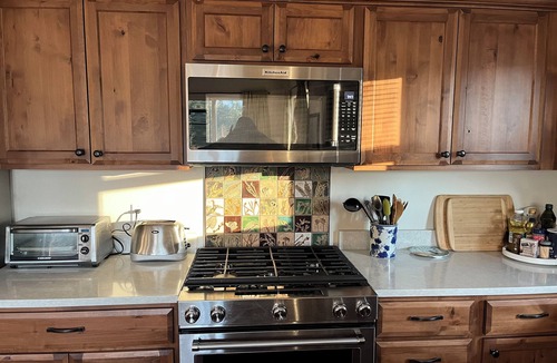 Grand County House | All season house; close to Winter Park and Granby Ranch skiing; hot tub