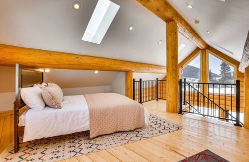 Alma Cabin | Alma Escape w/ Fourteener Views & On-Site Fishing