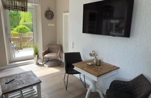 Vitzdorf Apartment | Alte Schule in Vitzdorf im Hamptons-Stil mit großer Terrasse und Strandkorb!