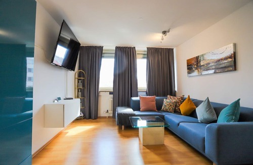 Mitte Apartment | AMA Executive Stay 60m² Near Central Station