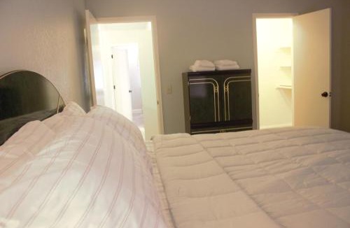 Westridge House | Amazing 4 Bedroom House with nice Backyard