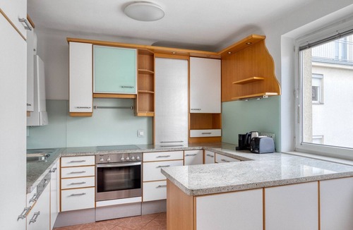 Favoriten Apartment | Amazing Favoriten 2BR, nr Metro U1, by Blueground