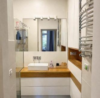 Zizkov Apartment | Amazing flat with garden, Vinohrady near center