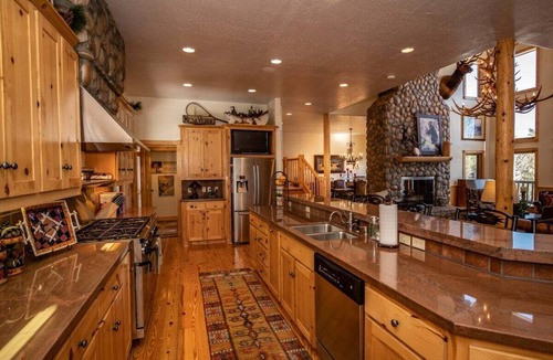 Pagosa Springs House | Amazing Home, Close to Hatcher, Turkey Springs, One of a Kind!