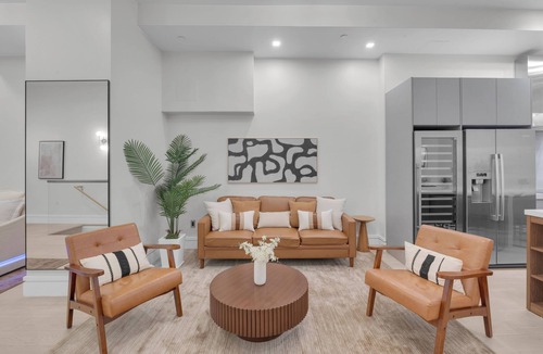 Hell's Kitchen Apartment | Amazing Luxury 3 Large Bedroom Duplex Apartment in Prime Location