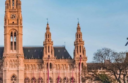Favoriten Apartment | Amazing Room Hauptbahnhof - Air conditioned