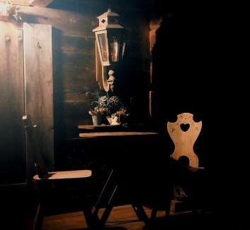 Sixt-Fer-a-Cheval Ski Chalet | Amour & Chocolat